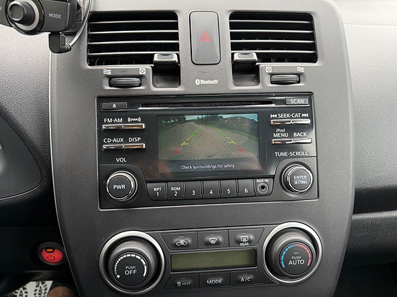 Nissan Leaf 14 of 29