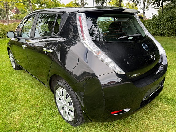 Nissan Leaf 6 of 29