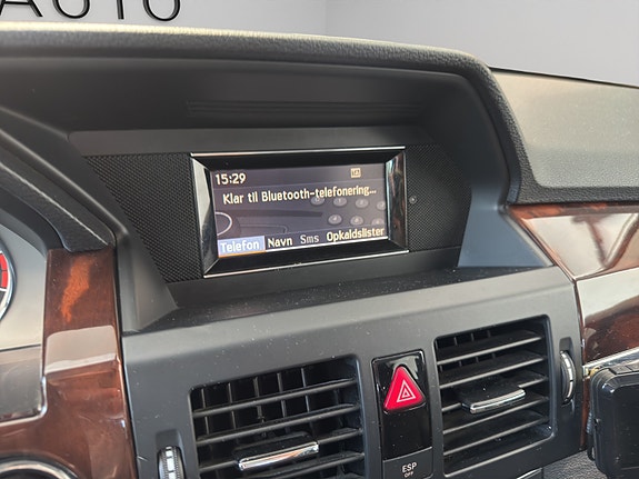 Mercedes-Benz GLK220 21 of 29