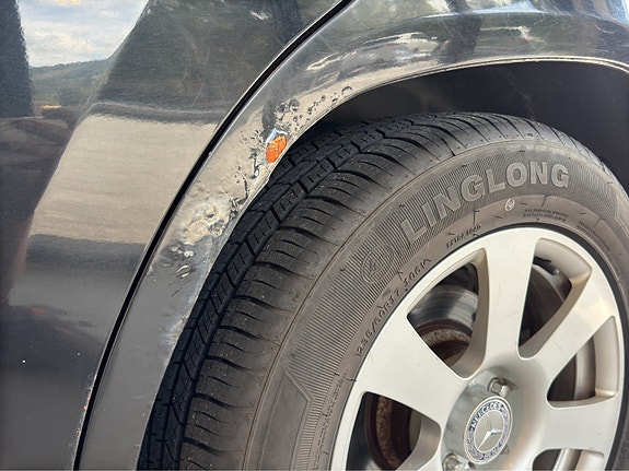 Mercedes-Benz GLK220 27 of 29