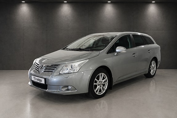 Toyota Avensis 3 of 28