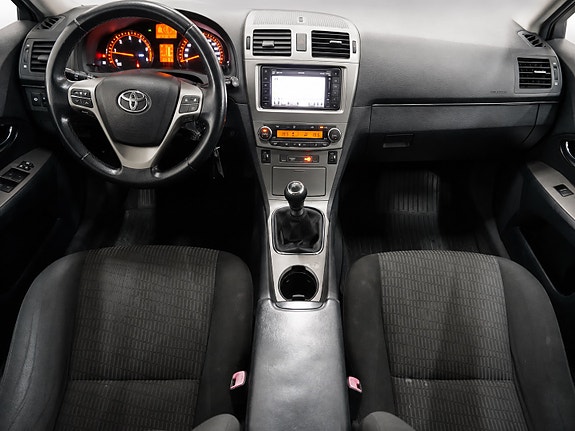 Toyota Avensis 19 of 28