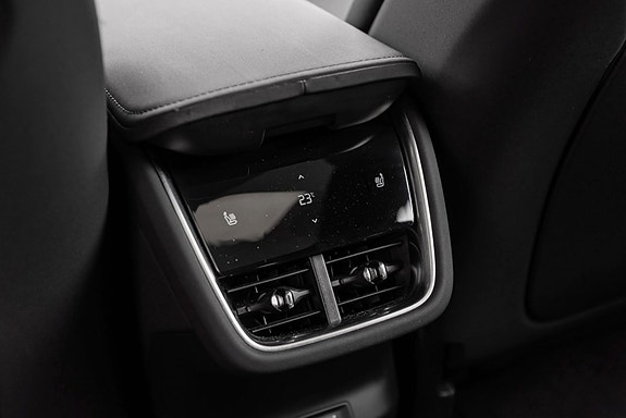Polestar 3 12 of 25