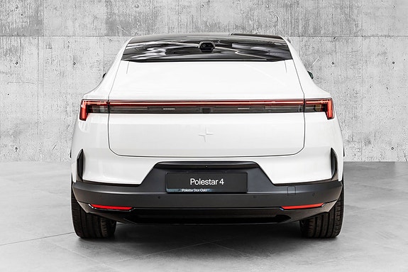 Polestar 4 7 of 29