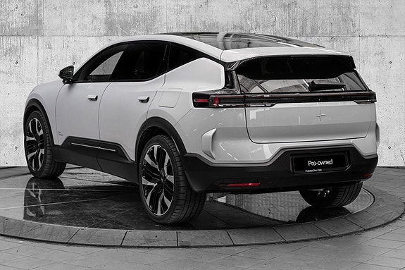 Polestar 3 5 of 27