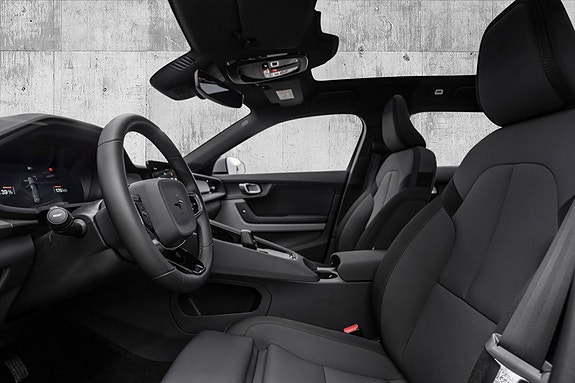 Polestar 2 10 of 26