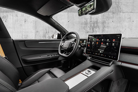 Polestar 4 25 of 27