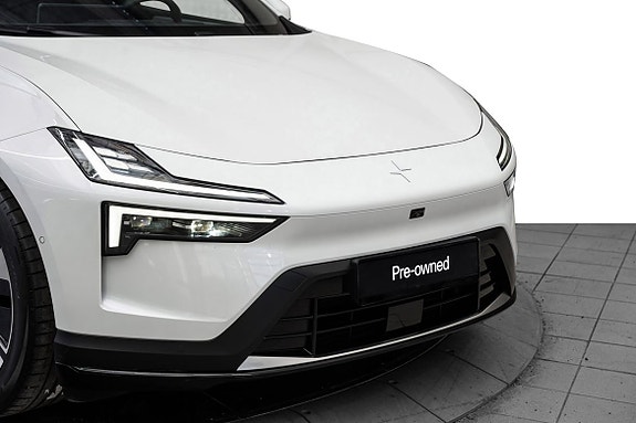 Polestar 4 5 of 21