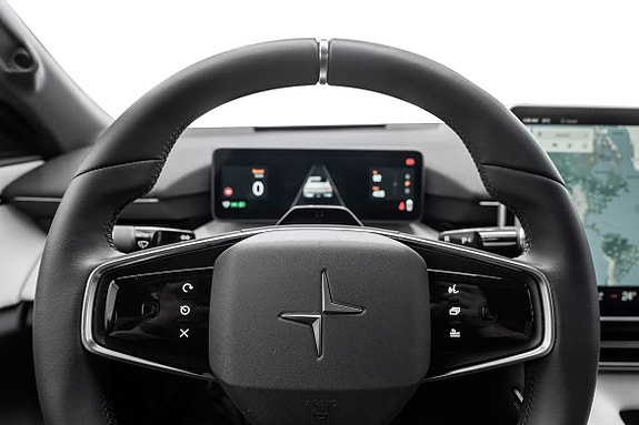 Polestar 4 12 of 21