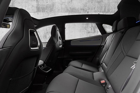 Polestar 4 11 of 27