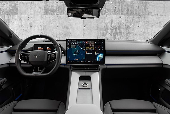 Polestar 4 13 of 27
