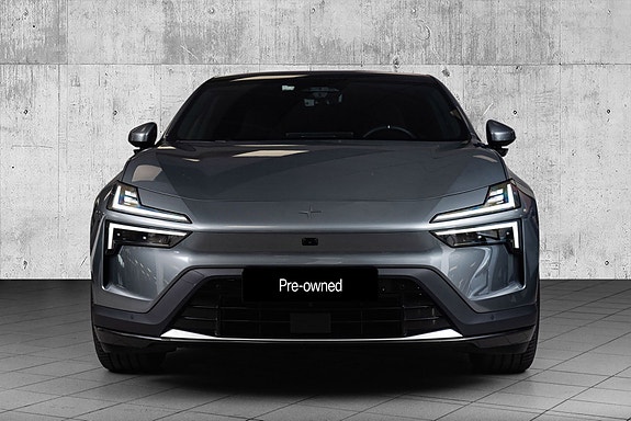 Polestar 4 3 of 27