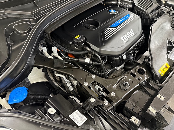 BMW 225xe 30 of 30