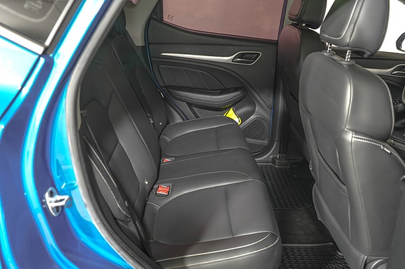 MG ZS EV 10 of 24