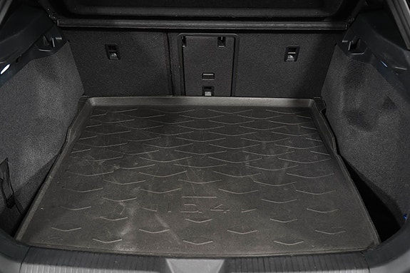 Volkswagen ID.4 8 of 29