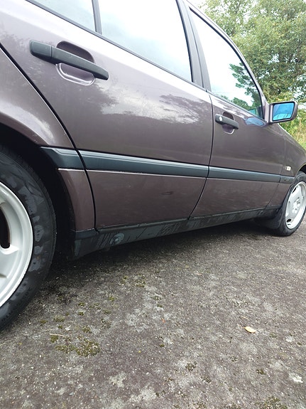 Mercedes-Benz C180 5 of 30