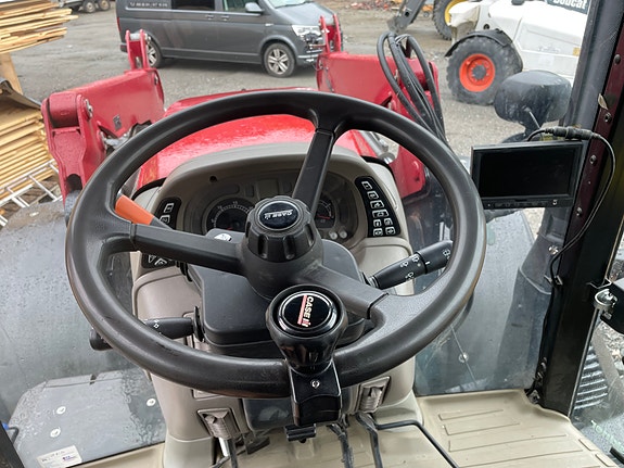 CASE IH Maxum 150 11 of 17