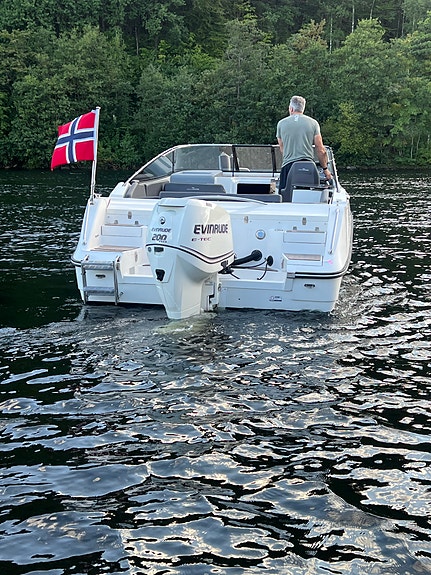 Perfekt daycruiser med utmerkede sjøegenskaper. 5 of 26