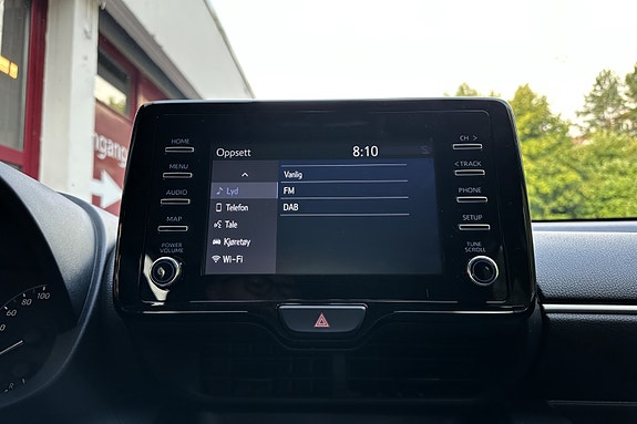 Toyota Yaris 22 of 25