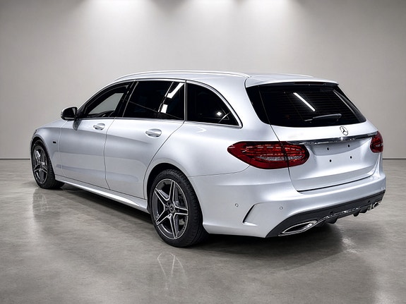 Mercedes-Benz C300 e 5 of 28