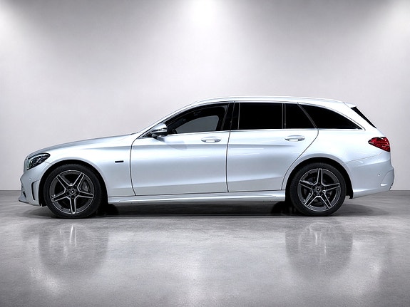 Mercedes-Benz C300 e 4 of 28