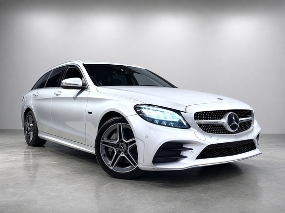 Mercedes-Benz C300 e 12 of 28