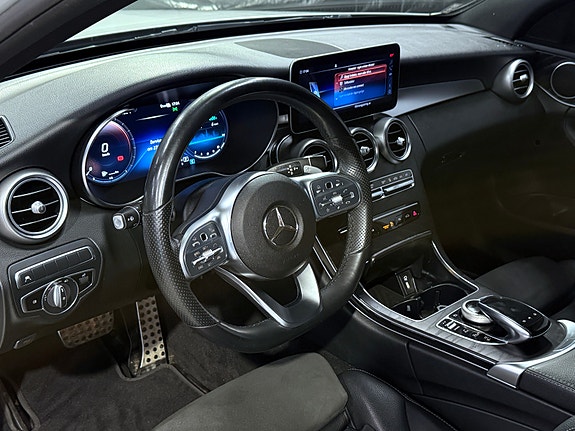 Mercedes-Benz C300 e 16 of 28