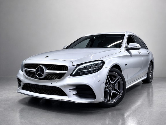 Mercedes-Benz C300 e 2 of 28