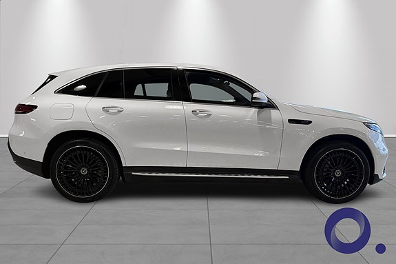 Mercedes-Benz EQC400 7 of 26
