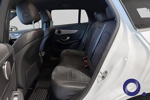 Mercedes-Benz EQC400 11 of 26