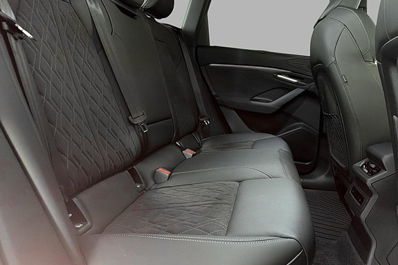 Audi Q6 e-tron 11 of 30