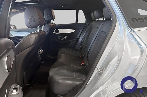 Mercedes-Benz EQC400 3 of 25
