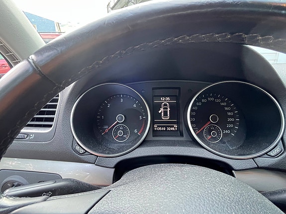 Volkswagen Golf VI 2 of 7