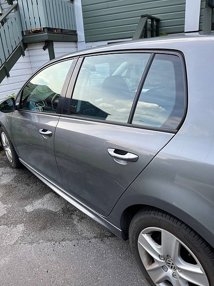 Volkswagen Golf VI 7 of 7