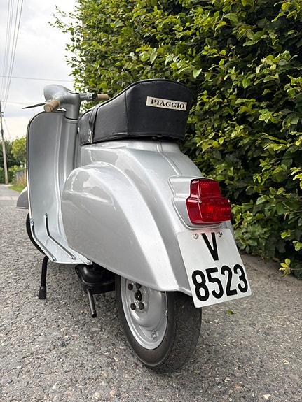 Vespa 50S 14 of 16