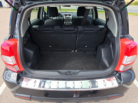 Toyota Urban Cruiser 17 of 24