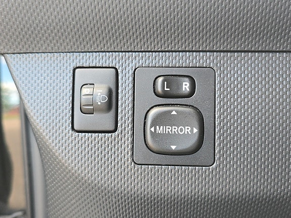 Toyota Urban Cruiser 16 of 24