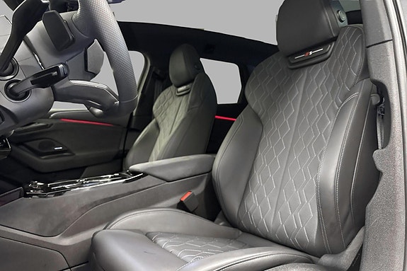 Audi S6 e-tron 10 of 30