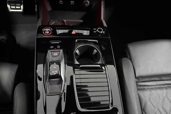 Audi S6 e-tron 24 of 30