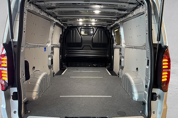 Volkswagen Transporter 18 of 20