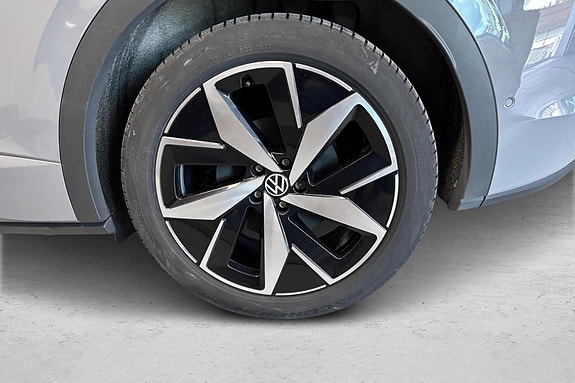 Volkswagen ID.4 GTX 19 of 25