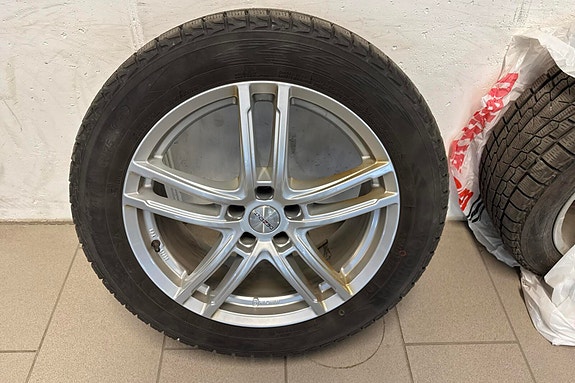 Volkswagen ID.4 GTX 20 of 25