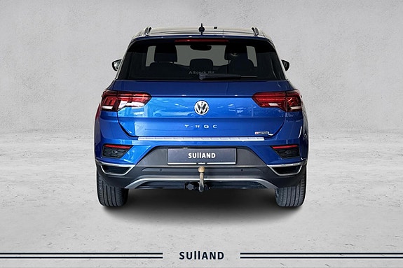 Volkswagen T-Roc 4 of 28