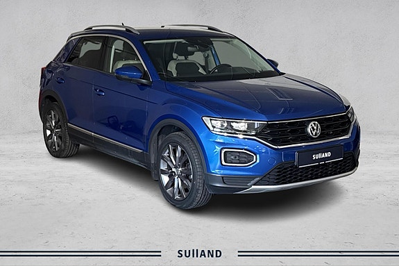 Volkswagen T-Roc 7 of 28