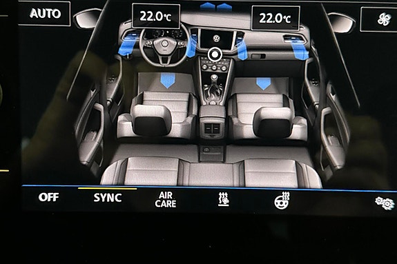 Volkswagen T-Roc 22 of 28