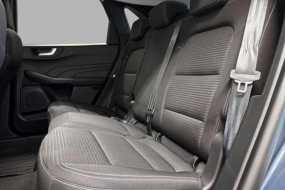 Ford Kuga 16 of 24