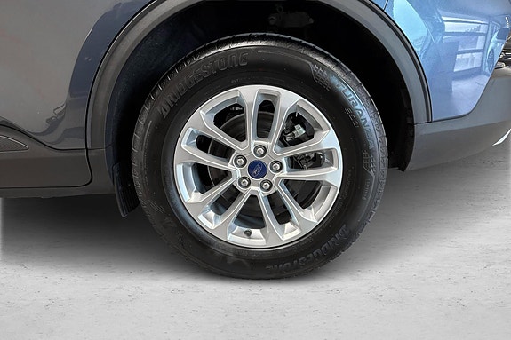Ford Kuga 19 of 24