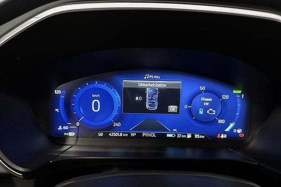 Ford Kuga 12 of 24