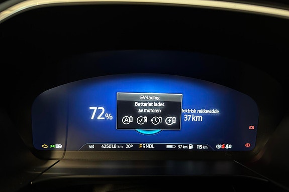 Ford Kuga 22 of 24