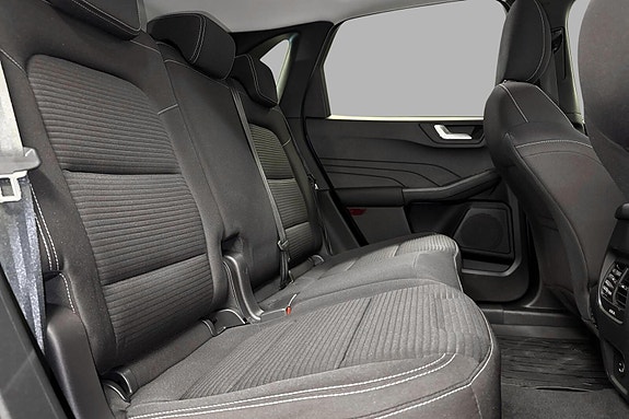 Ford Kuga 17 of 24